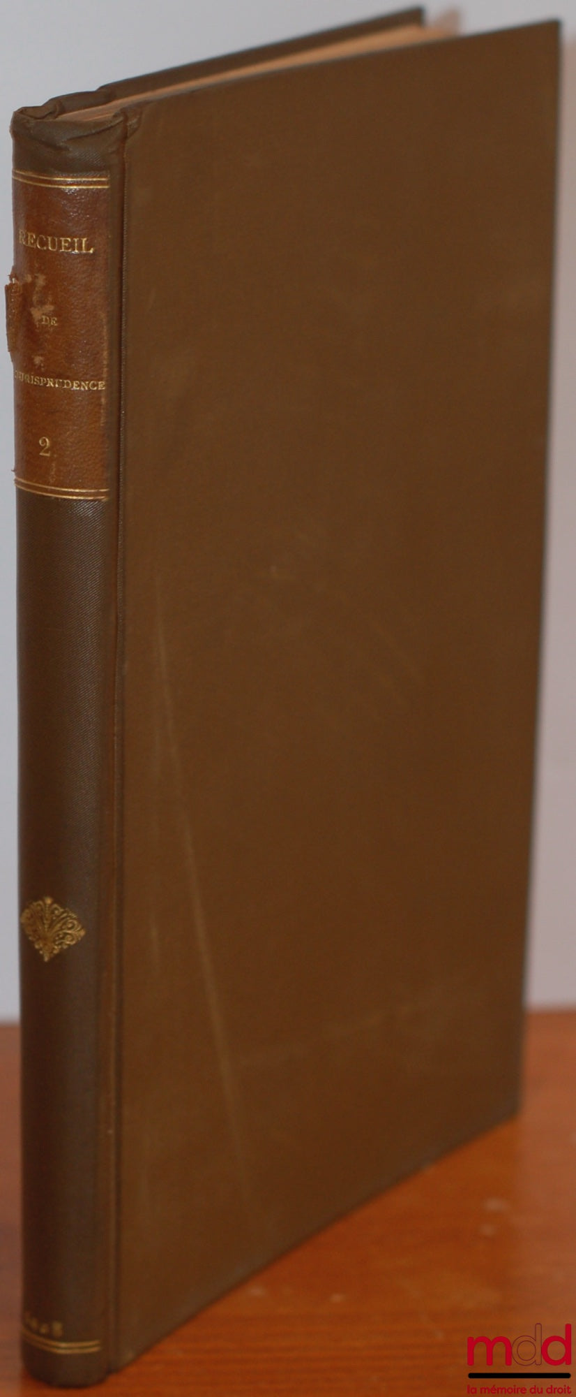RECUEIL DE JURISPRUDENCE DE L’ADMINISTRATION DES CONTRIBUTIONS INDIRECTES SUIVI DE TABLES CHRONOLOGIQUES ET ANALYTIQUE CONCERNANT LES JUGEMENTS ET ARRÊTS PUBLIÉS, 1° Dans le présent recueil : durant les années 1886, 1888 et 1900 - 1905 ; 2° Dans le Journa