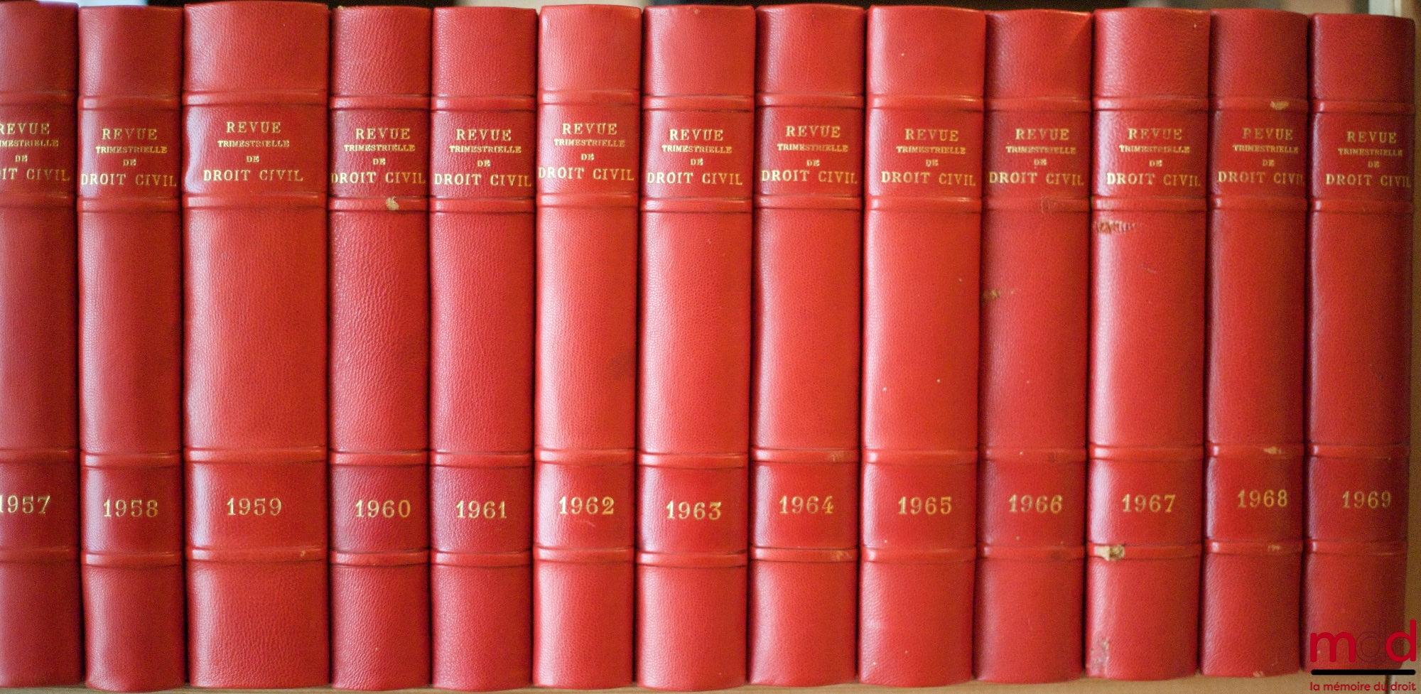 [ESMEIN (Adhémar) - RTDCiv.] – REVUE TRIMESTRIELLE DE DROIT CIVIL fondée par A. Esmein, 1939 à 1984