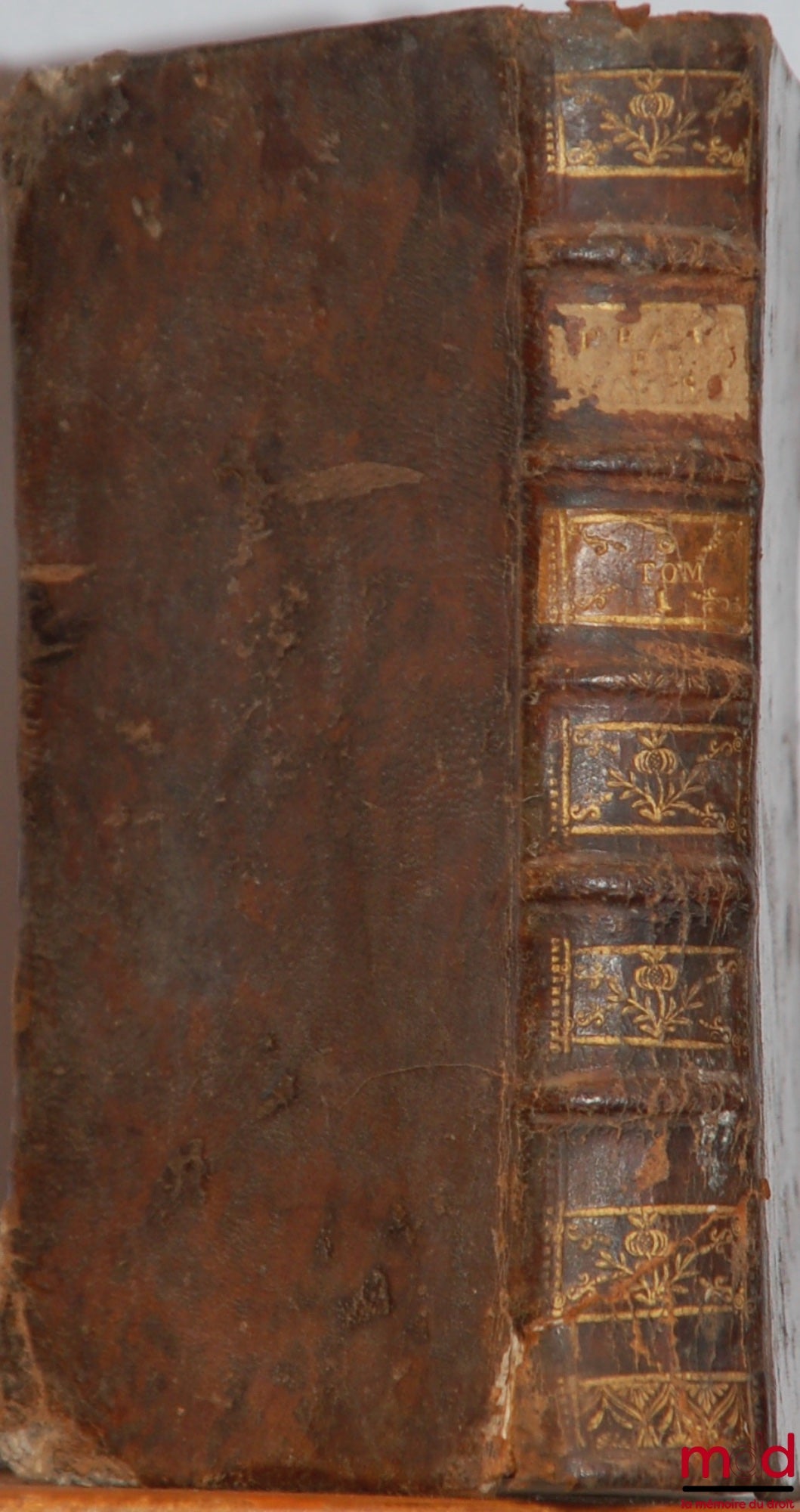 SOULATGES (Jean-Antoine) – STYLE UNIVERSEL DE TOUTES LES COURS ET JURISDICTIONS DU ROYAUME, Concernant les Saisies & Exécutions, tant des Meubles que des Immeubles. Avec les formules des Commandements & des Saisies, tant mobiliaires que réelles, & la Proc