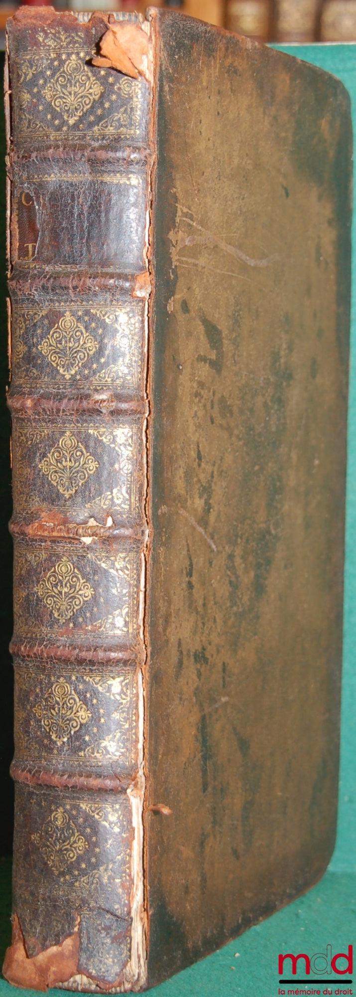 [Customs], LE GRAND (Louis) – CUSTOM OF THE BAILLAGE OF TROYES with commentary by Master Louis Le Grand, in which Roman Law is compared with Customary Law, which is observed in all the Provinces of the Kingdom; where he has indicated what is in use