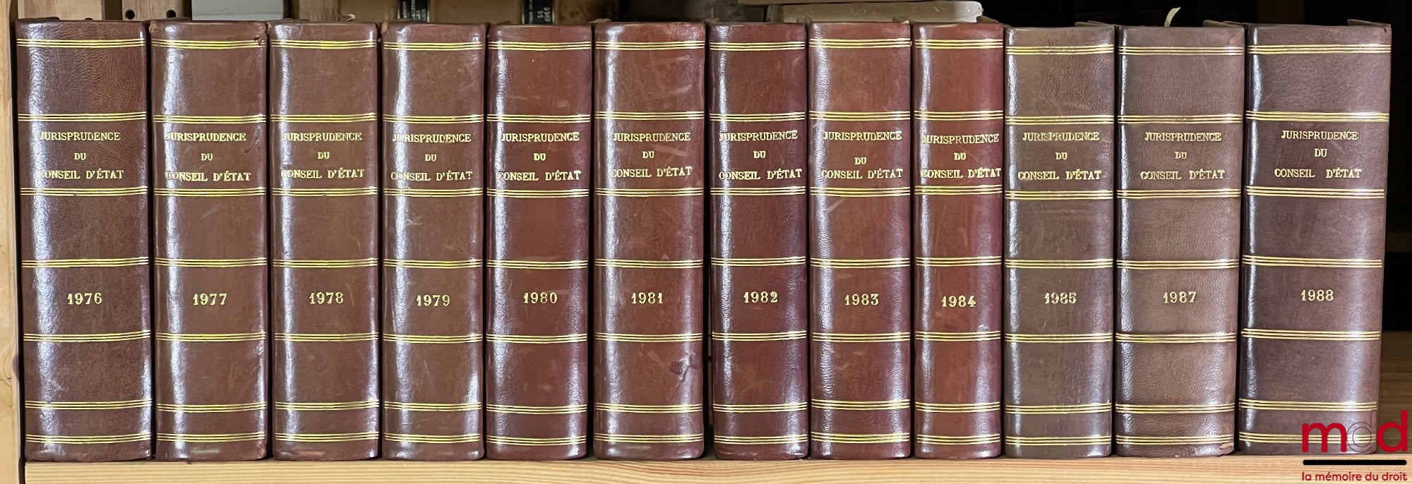 [Recueil Lebon - Conseil d’État] – RECUEIL DES DÉCISIONS DU CONSEIL D’ÉTAT STATUANT AU CONTENTIEUX DU TRIBUNAL DES CONFLITS ET DES JUGEMENTS DES TRIBUNAUX ADMINISTRATIFS, coll. Lebon, Panhard, Chalvon-Demersay fondée en 1821, de 1962 à 1988