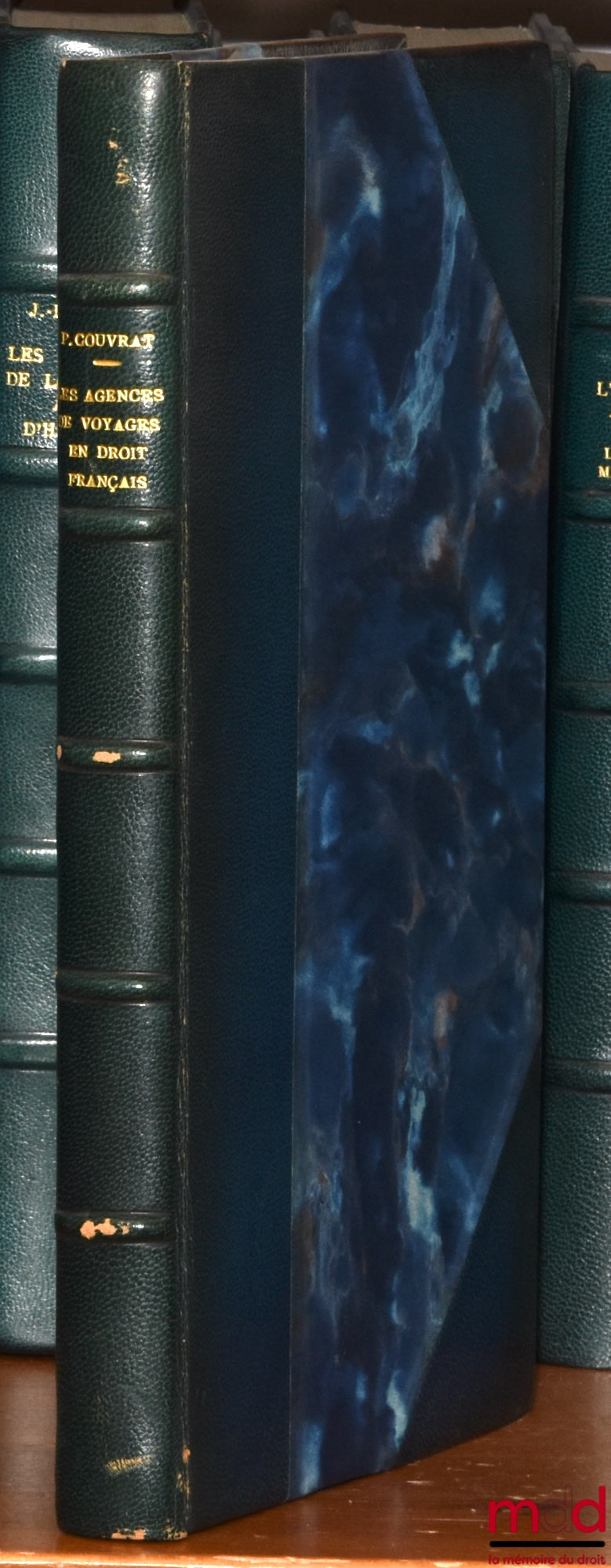 COUVRAT (Pierre) – TRAVEL AGENCIES IN FRENCH LAW, Preface by Gérard Cornu, Private Law Library, vol. LXXIV