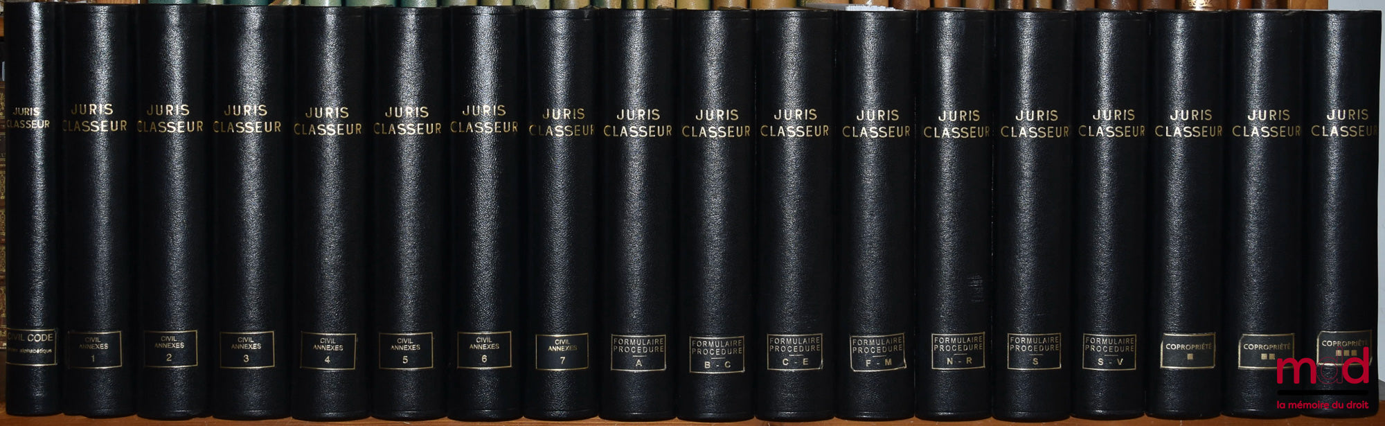 JURIS-CLASSEUR : CODE CIVIL, art. 1 à 2488-5 (complet en 36 vol., 2020) ; Table alphabétique (complet en 1 vol.) et Annexes (complet en 7 vol.) sous la direction de Alex WELL, Pierre CATALA, Philippe SIMLER, et Laurent LEVENEUR ; COPROPRIÉTÉ, (complet en