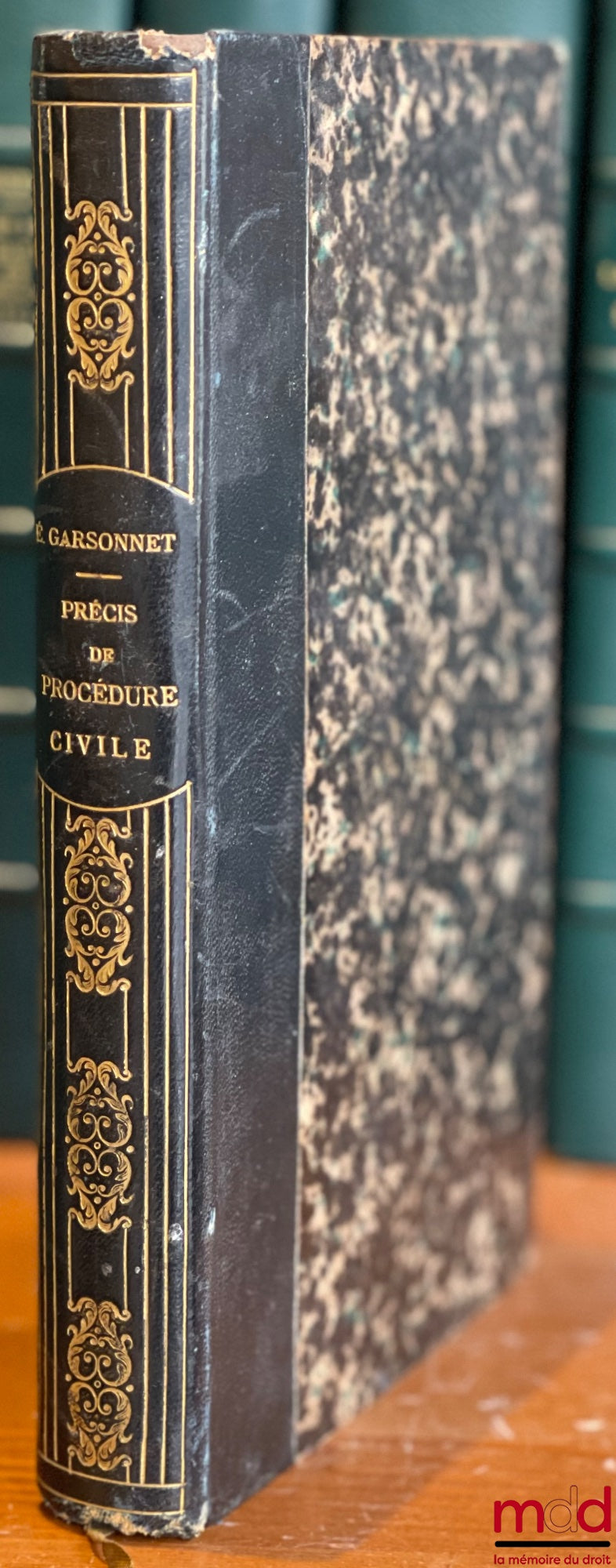 GARSONNET (Eugène) – PRÉCIS DE PROCÉDURE CIVILE contenant les matières exigées pour les examens de licence et de capacité, 2e éd.