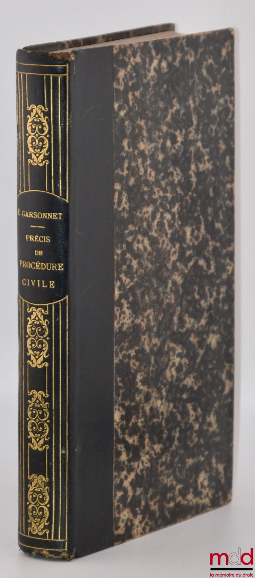 GARSONNET (Eugène) – PRÉCIS DE PROCÉDURE CIVILE contenant les matières exigées pour les examens de licence et de capacité, 2e éd.