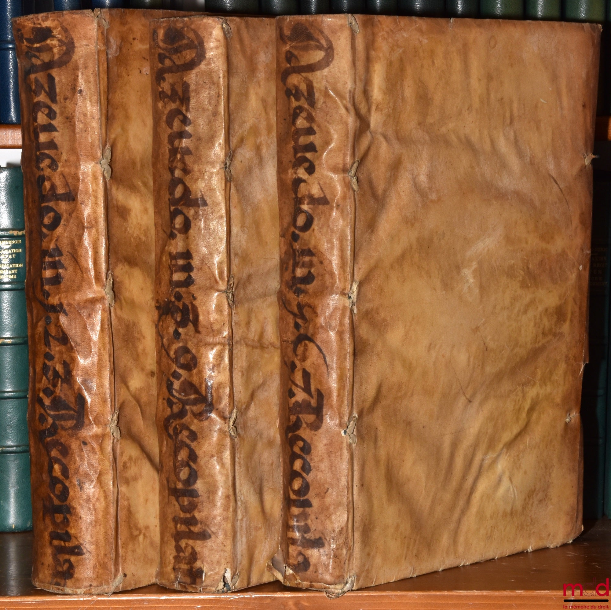 AZEVEDO (Alphonso de) – COMMENTARIORUM IURIS CIVILIS IN HISPANIAE REGIAS CONSTITUTIONES. TOMI SEX. QUORUM HIC PRIMUS TRES PRIORES Nouæ Recopilationis libros complectitur. AUTHOR DOCTORE ALPHONSO DE AZEVEDO, I. C. PLACEN tiæg ciuitatis in Hispaniarum Regn