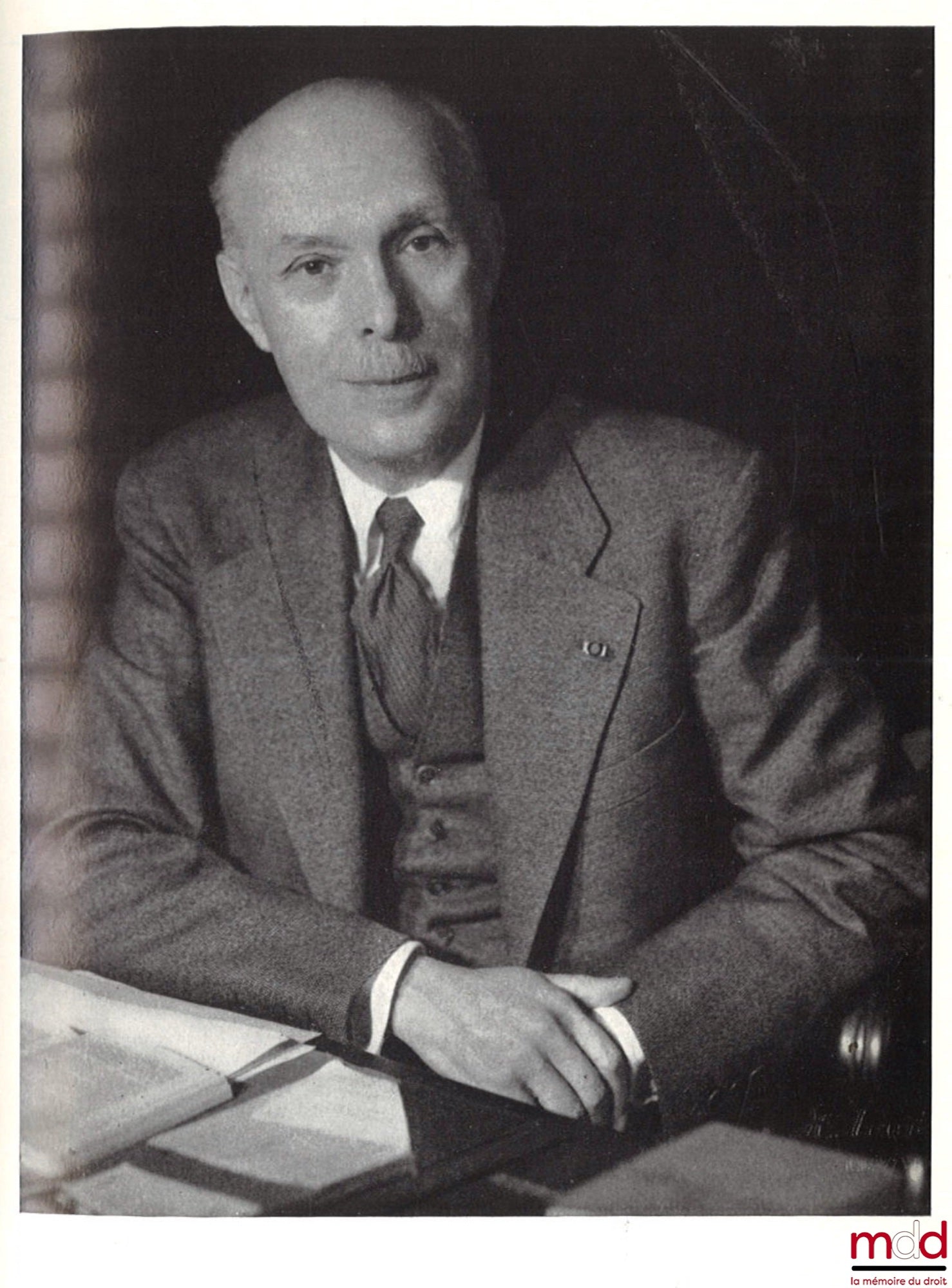 [Julliot de la Morandière Miscellany] – LEGAL STUDIES OFFERED TO JULLIOT DE LA MORANDIÈRE, Preface by Georges Vedel