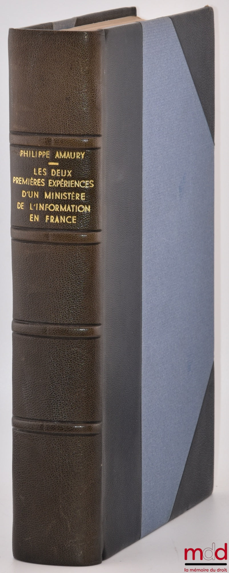 AMAURY (Philippe) – STATE INFORMATION AND PROPAGANDA: THE FIRST TWO EXPERIMENTS WITH A 