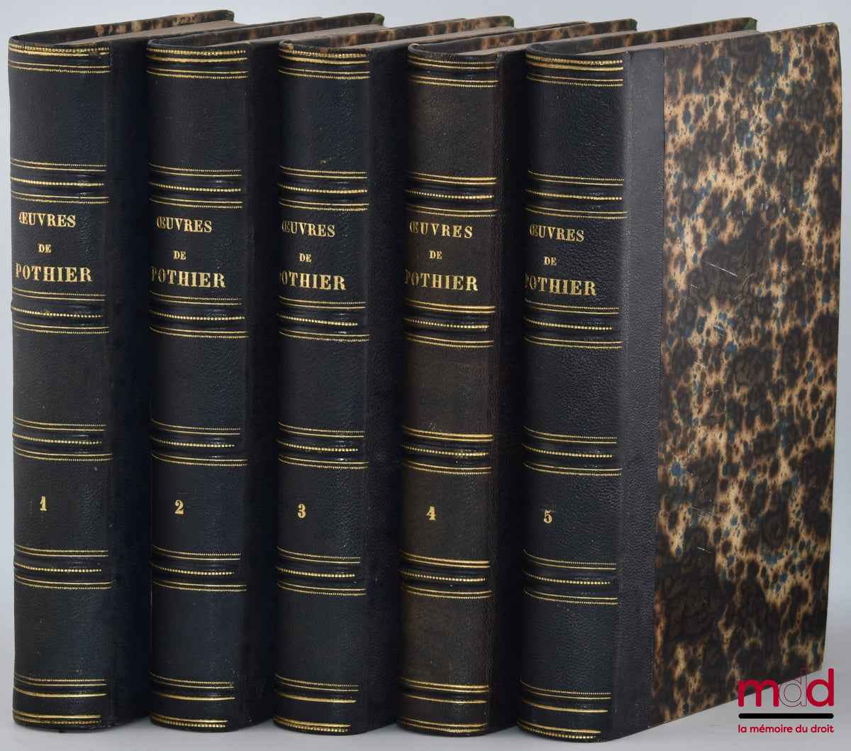 [Pothier], DUPIN (André Marie Jean Jacques) – ŒUVRES DE POTHIER CONTENANT LES TRAITÉS DU DROIT FRANÇAIS, nouvelle édition mise en meilleur ordre et publiée par les soins de M. DUPIN, augmentée d’une dissertation sur la vie et les ouvrages de ce célèbre ju