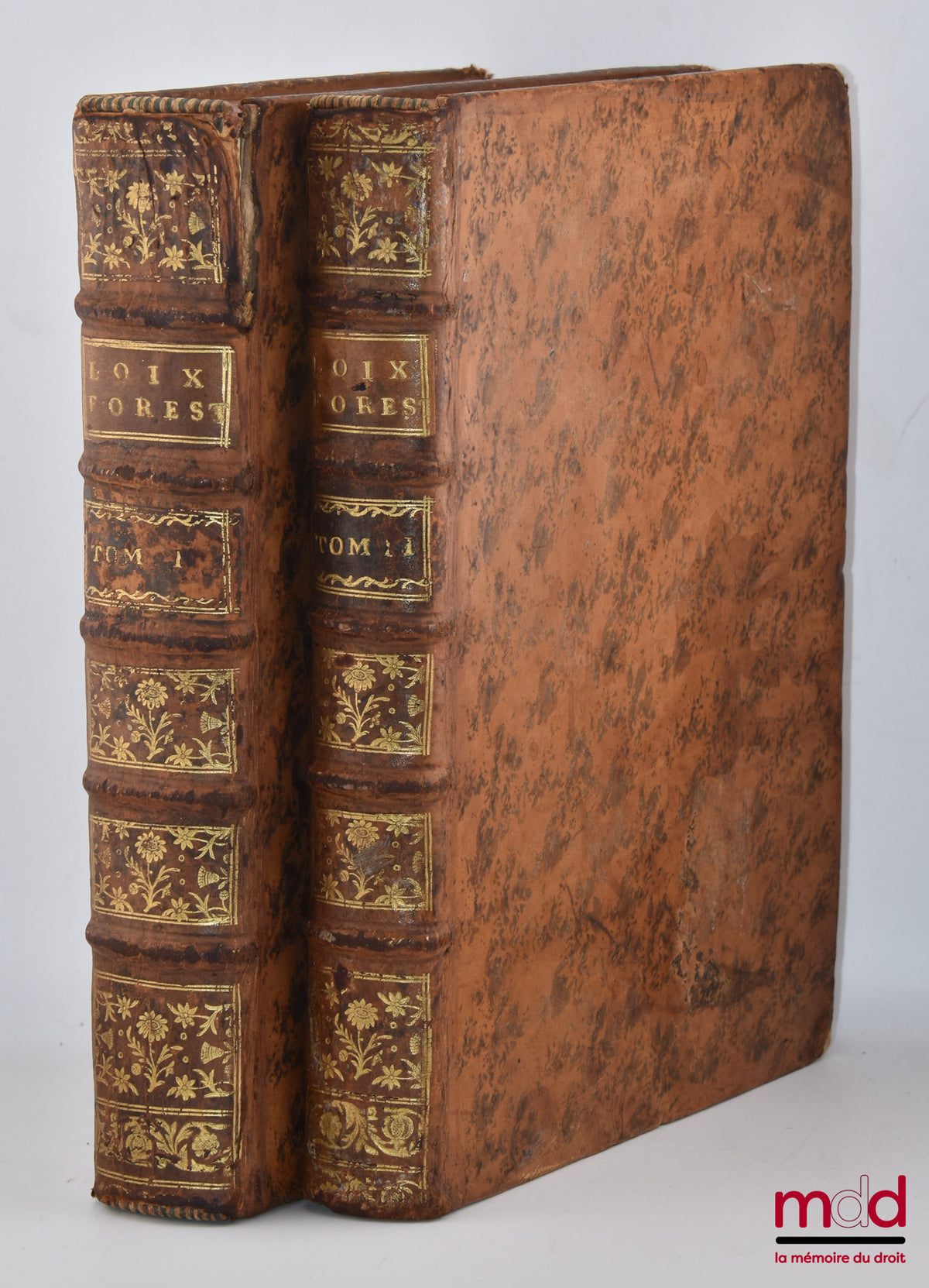 PECQUET (Antoine) – LOIX FORESTIÈRES DE FRANCE, COMMENTAIRE HISTORIQUE ET RAISONNÉ SUR L’ORDONNANCE DE 1669, les Réglemens antérieurs, & ceux qui l’ont suivie ; auquel on a joint une Bibliothèque des auteurs qui ont écrit sur les matières d’Eaux & Forêts,