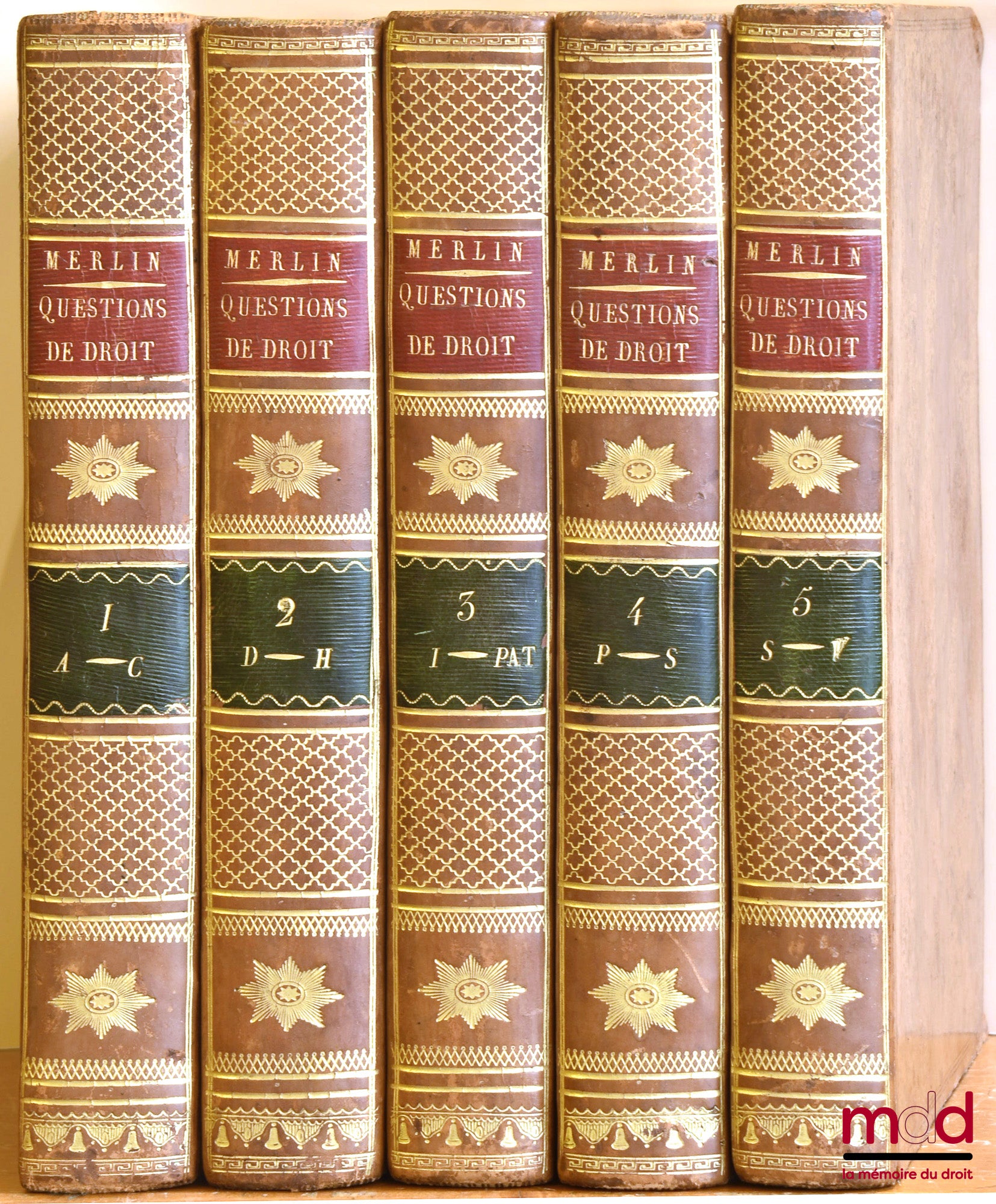 MERLIN (Philippe-Antoine) – RÉPERTOIRE UNIVERSEL ET RAISONNÉ DE JURISPRUDENCE, Corrigée, réduite aux objets dont la connaissance peut encore être utile, et augmentée 1°) d’un grand nombre d’Articles, 2°) de Notes indicatives des changements apportés aux L