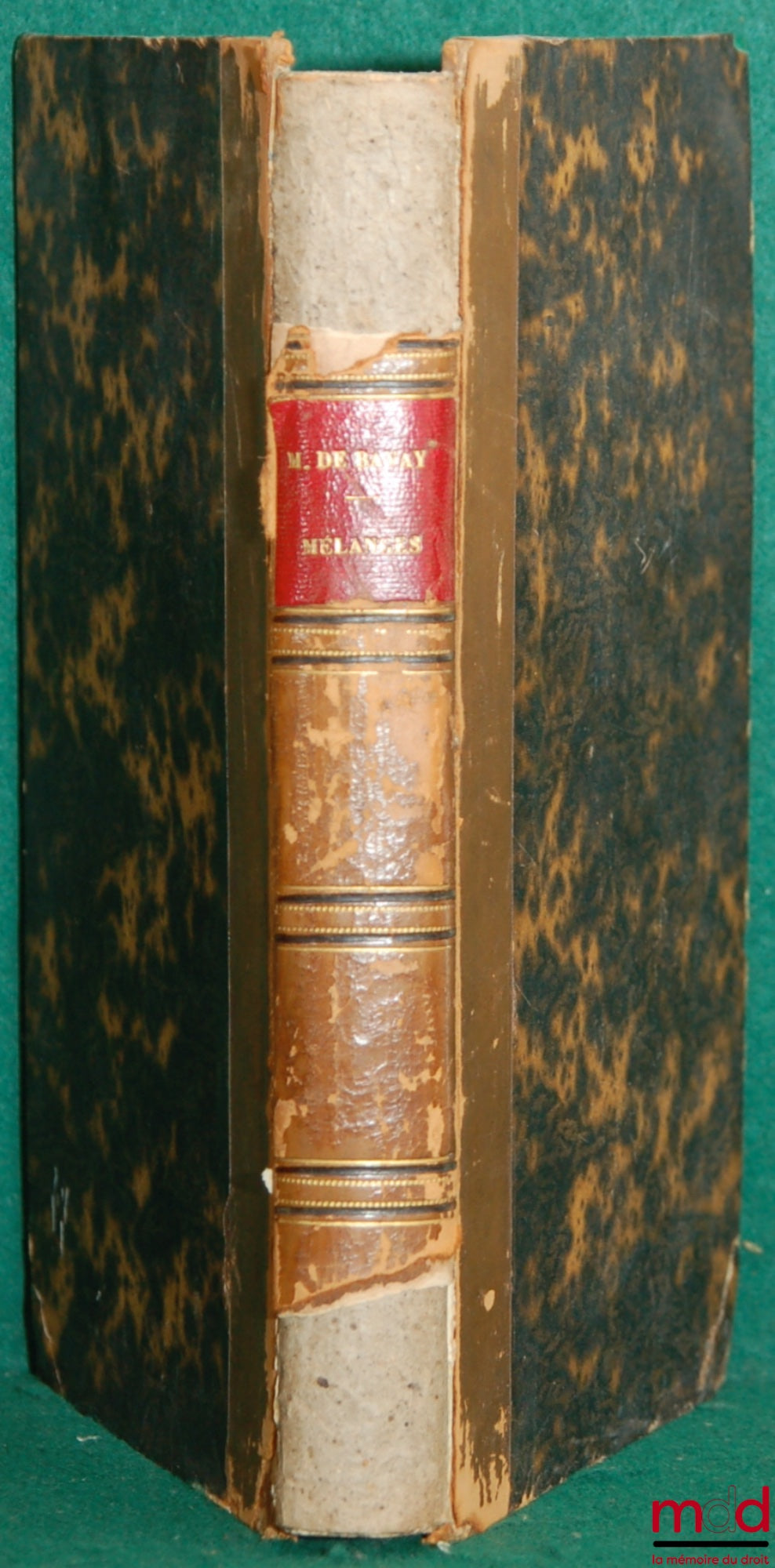 BAVAY (M. de) et MOLLOT – DISCOURS PRONONCÉS ENTRE 1846 ET 1860 PAR M. LE PROCUREUR GÉNÉRAL BAVAY, relié avec DES REPORTS À LA BOURSE CONSIDÉRÉS AU POINT DE VUE DE LA PRATIQUE ET DE LA LÉGALITÉ (2 ouvrages en 1 vol.)